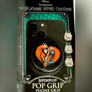 NWT•Disney Tim Burton's The Nightmare Before Christmas Spin Pop Phone Grip